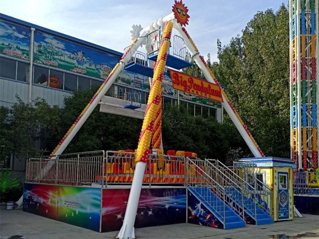 pendulum-ride DINIS attraction